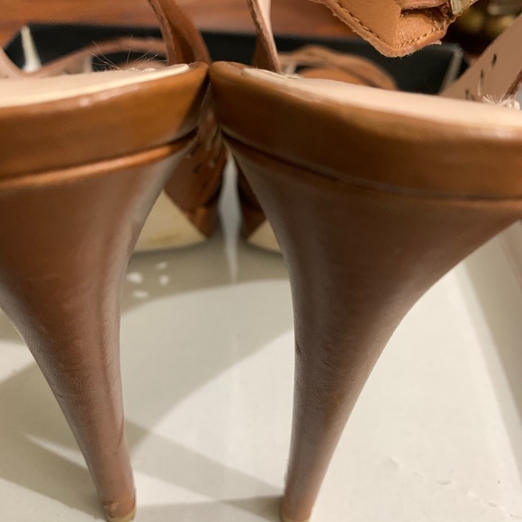 Shoes - Picture 3 of 10